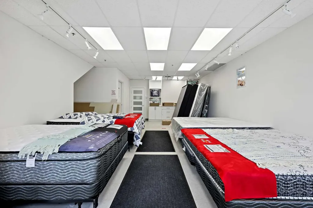 10985 38 Street NE Calgary AB T3N1E7