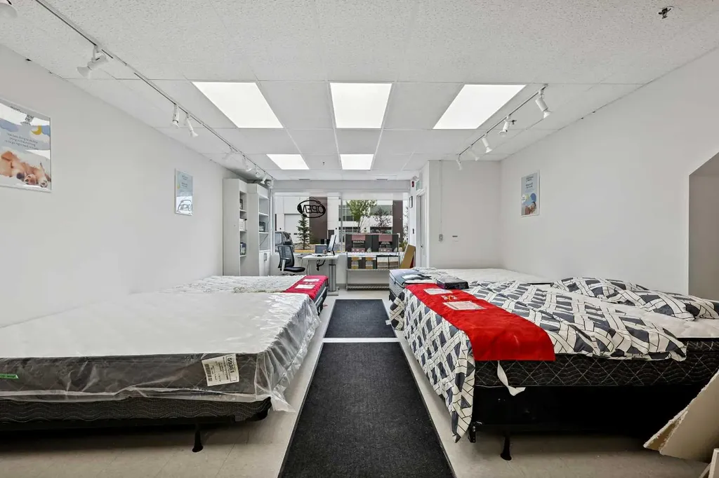 10985 38 Street NE Calgary AB T3N1E7