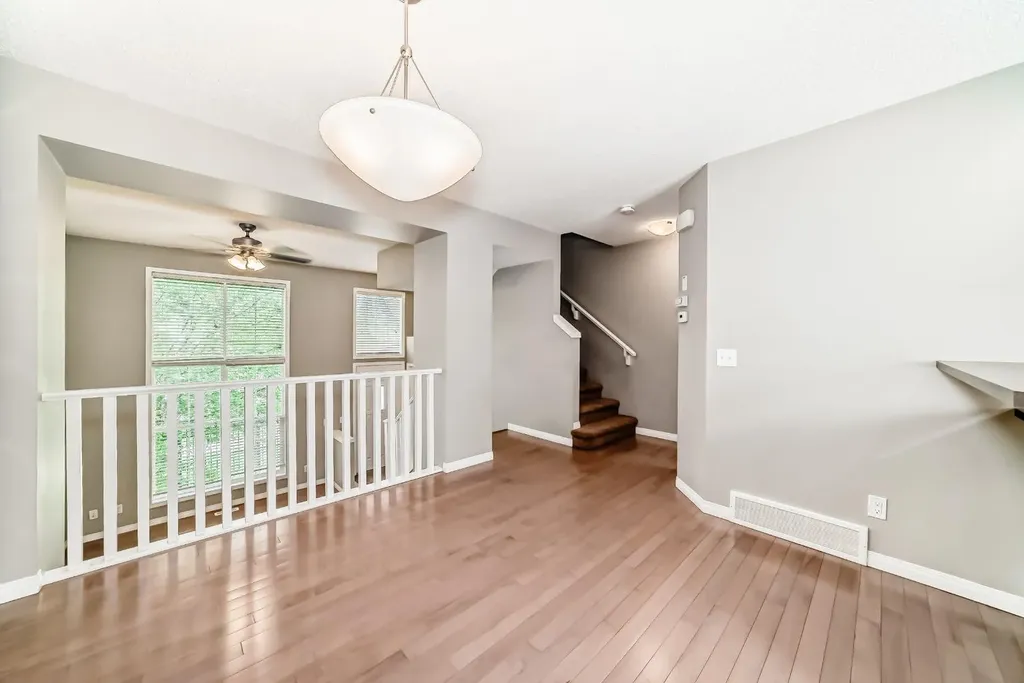 314 New Brighton Villas SE Calgary AB T2Z0T6