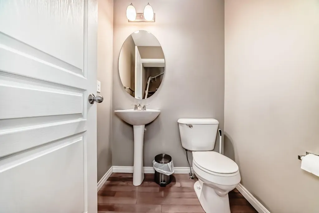 314 New Brighton Villas SE Calgary AB T2Z0T6