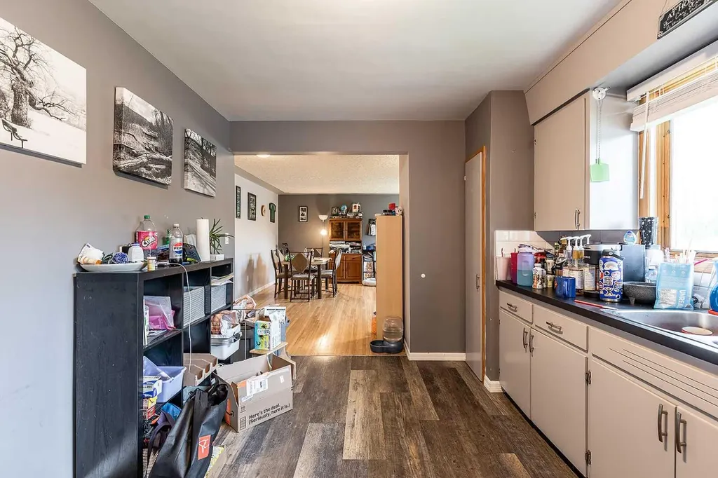549 2 Street NE Medicine Hat AB T1A 6K2