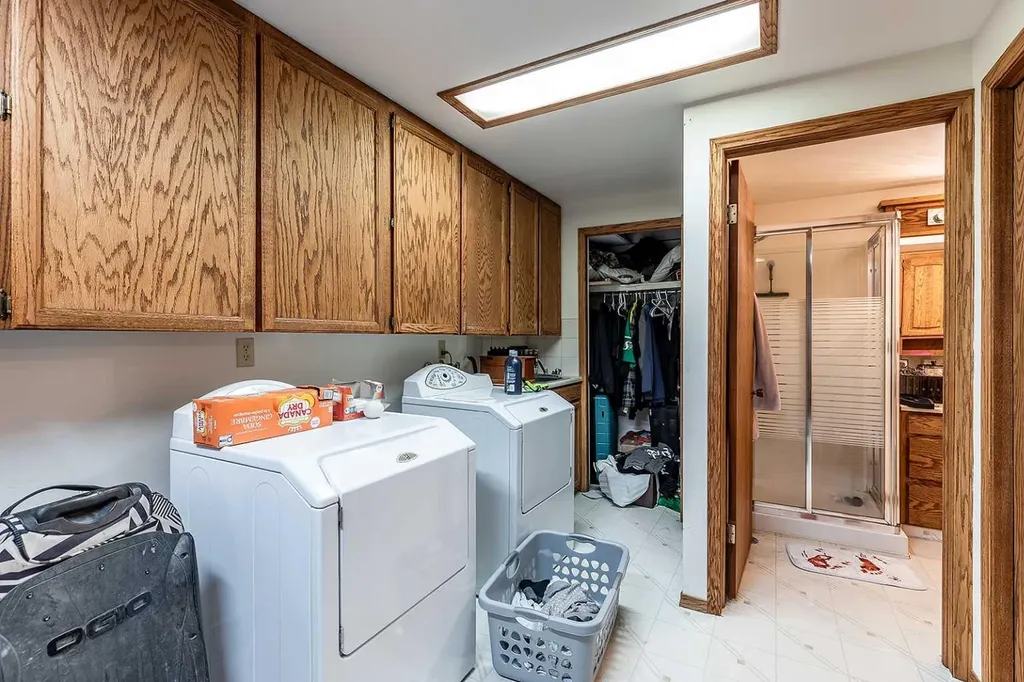 549 2 Street NE Medicine Hat AB T1A 6K2