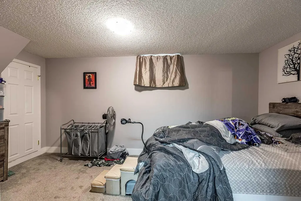 549 2 Street NE Medicine Hat AB T1A 6K2