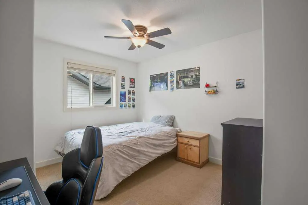 124 Vincent Close Red Deer AB T4R 0H8