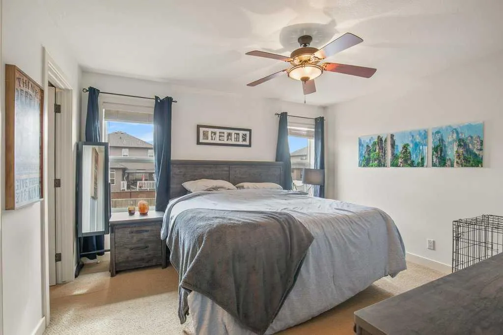 124 Vincent Close Red Deer AB T4R 0H8