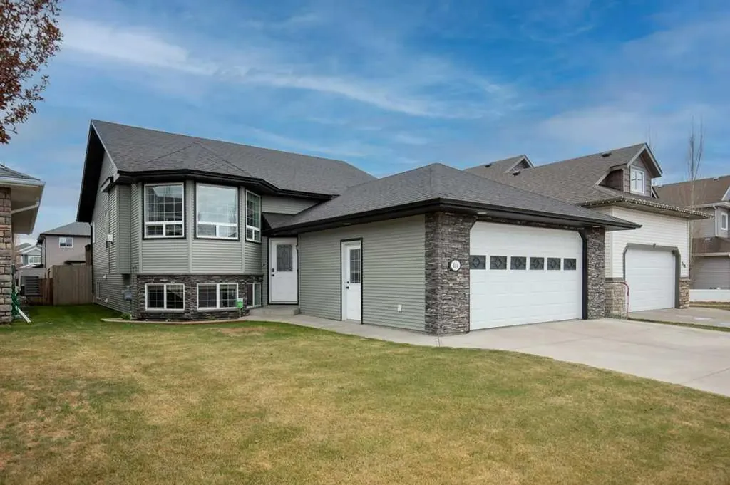 124 Vincent Close Red Deer AB T4R 0H8