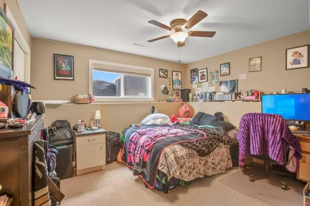 124 Vincent Close Red Deer AB T4R 0H8