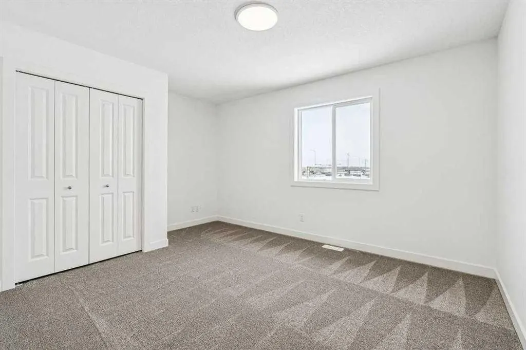 94 Prince Crescent Rural Rocky View County AB T1X 3J1