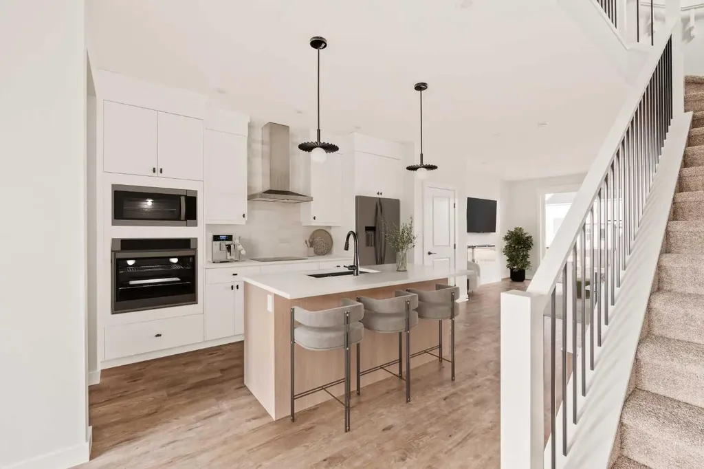 114 Setonvista Grove SE Calgary AB T3M 4H7