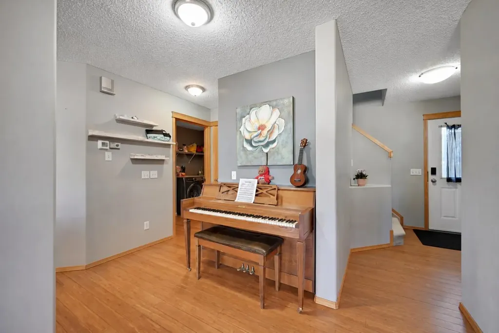 408 Bridlewood Court SW Calgary AB T2Y 3Z3