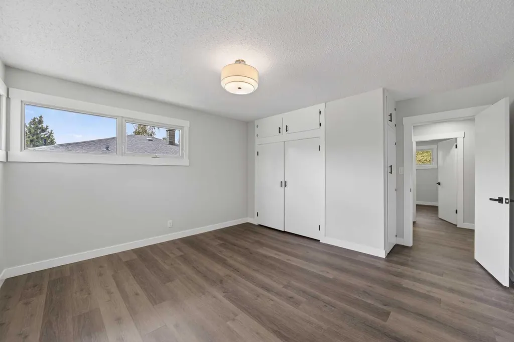 5202 56 Avenue Olds AB T4H 1H8