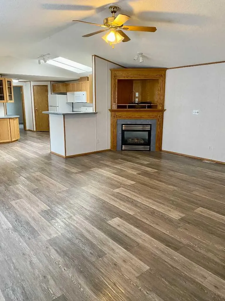 196 Harpe Way Fort Mcmurray AB T9K 2K8