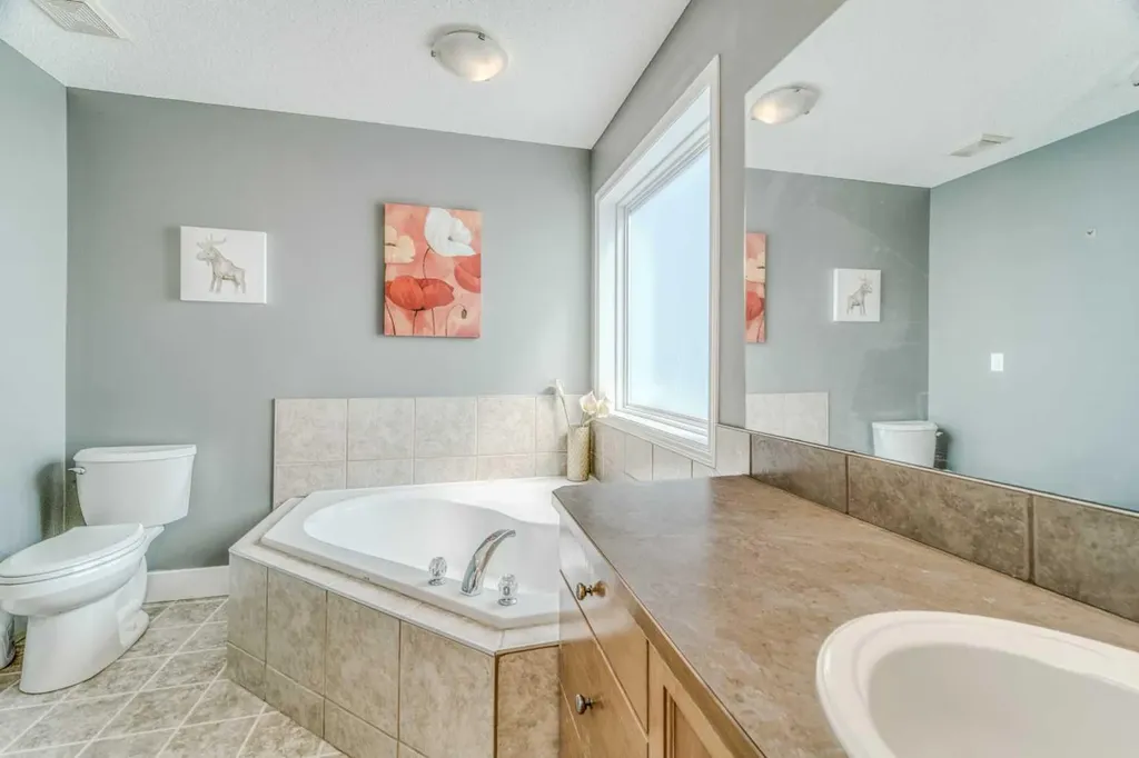 100 Royal Birch Crescent NW Calgary AB T3G 5N8