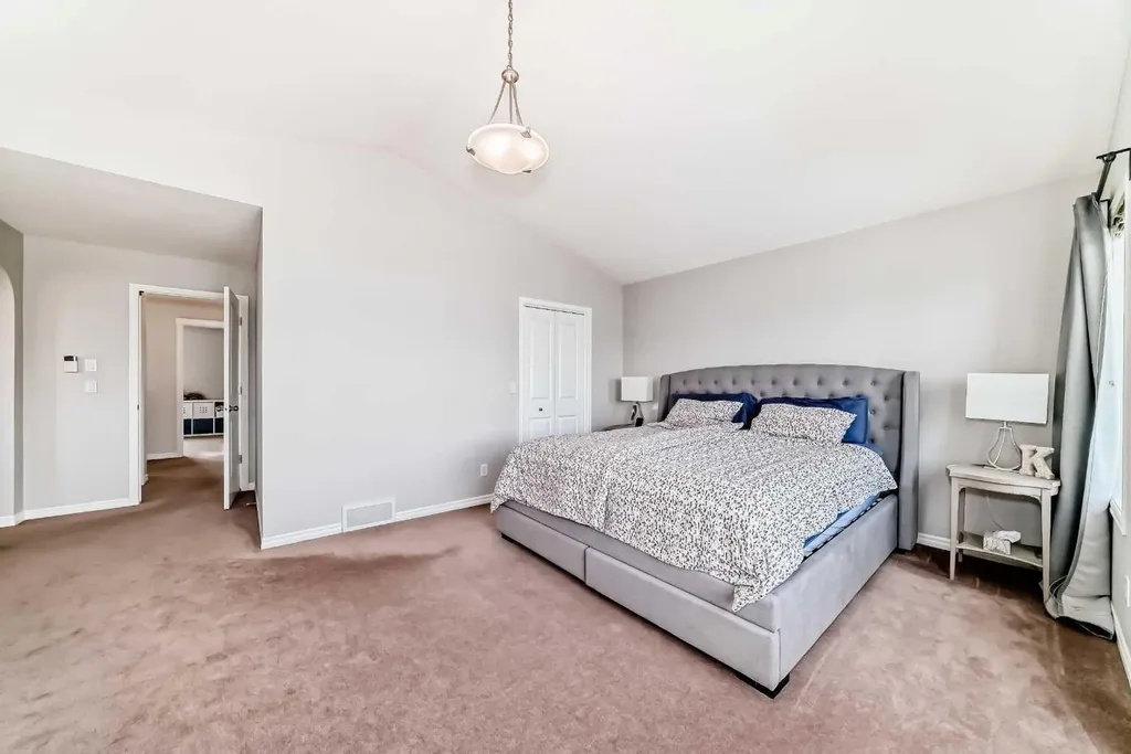 124 Lavender Way Chestermere AB T1X 0B2