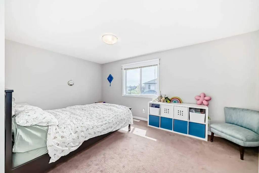 124 Lavender Way Chestermere AB T1X 0B2