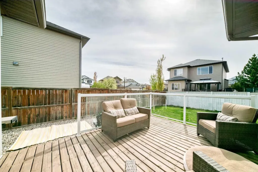 124 Lavender Way Chestermere AB T1X 0B2