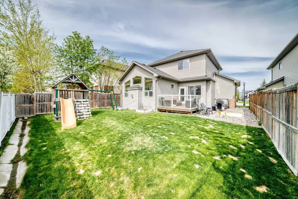 124 Lavender Way Chestermere AB T1X 0B2
