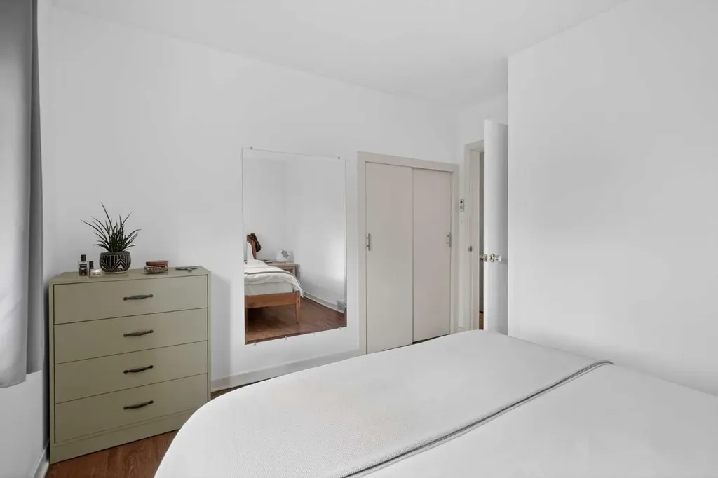 43 Coleridge Road NW Calgary AB T2K 1X1