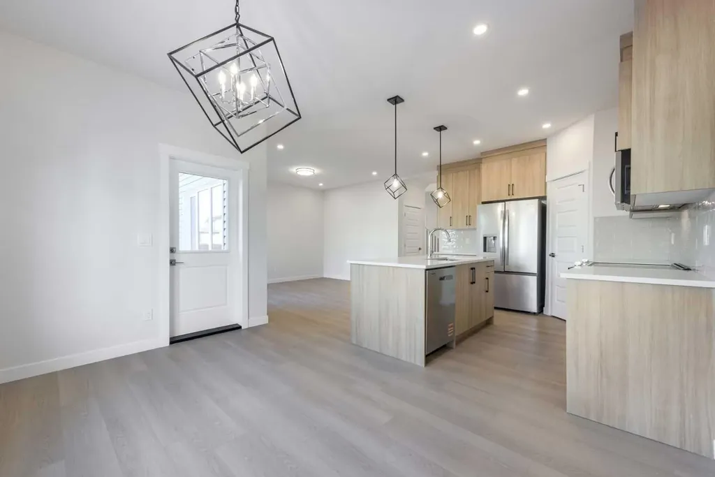 122 Sandpiper Bend Chestermere AB T1X2S8