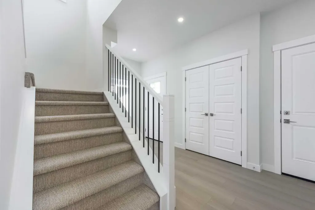 122 Sandpiper Bend Chestermere AB T1X2S8