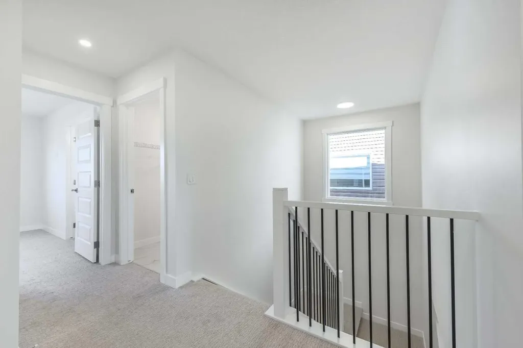 122 Sandpiper Bend Chestermere AB T1X2S8
