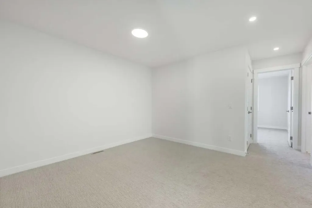 122 Sandpiper Bend Chestermere AB T1X2S8