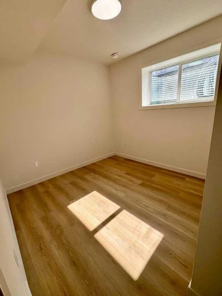 122 Sandpiper Bend Chestermere AB T1X2S8