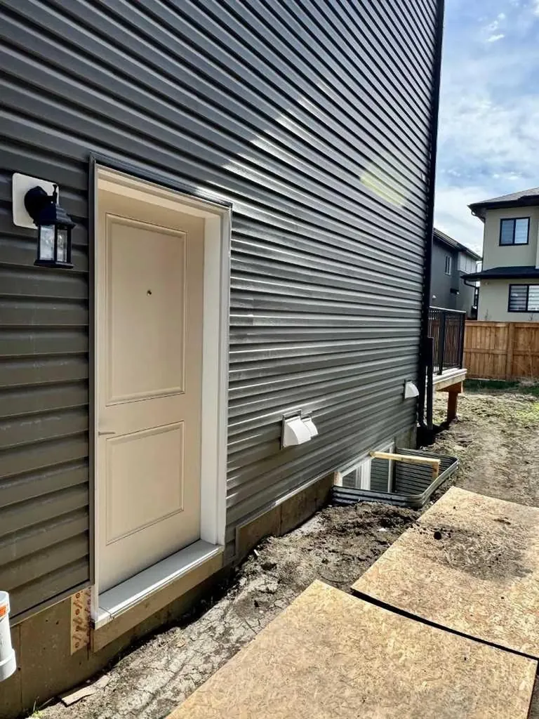 122 Sandpiper Bend Chestermere AB T1X2S8