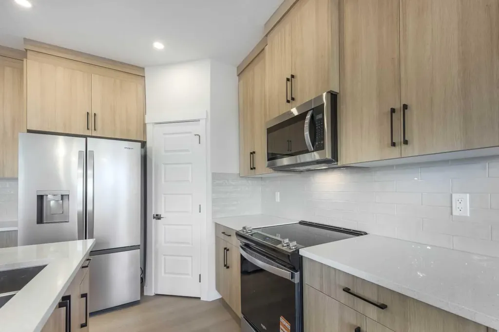 122 Sandpiper Bend Chestermere AB T1X2S8