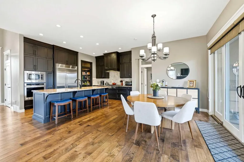 45 Cranbrook Heights SE Calgary AB T3M 1W5