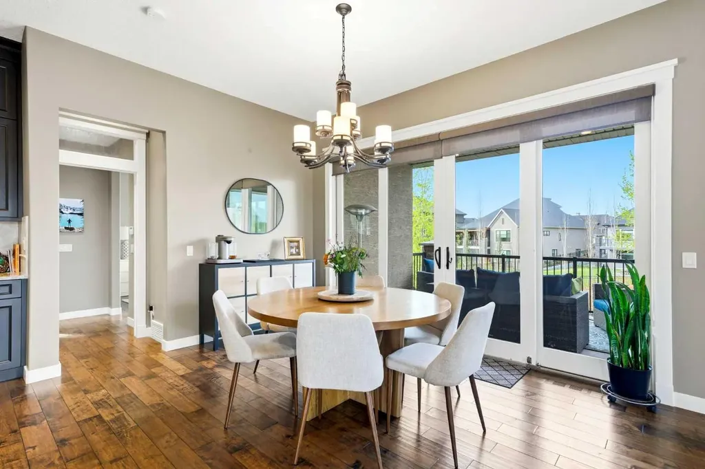 45 Cranbrook Heights SE Calgary AB T3M 1W5