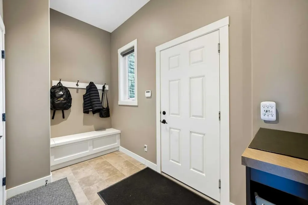 45 Cranbrook Heights SE Calgary AB T3M 1W5