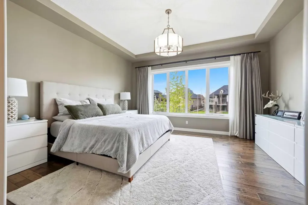 45 Cranbrook Heights SE Calgary AB T3M 1W5