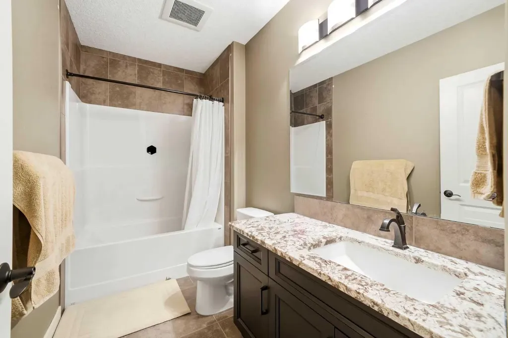 45 Cranbrook Heights SE Calgary AB T3M 1W5