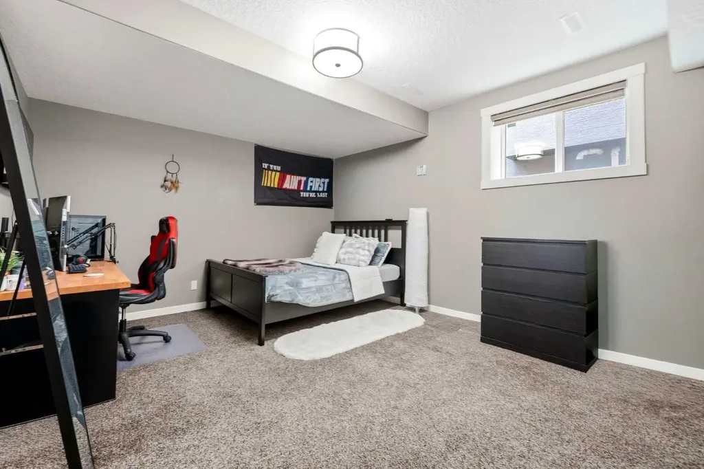 45 Cranbrook Heights SE Calgary AB T3M 1W5
