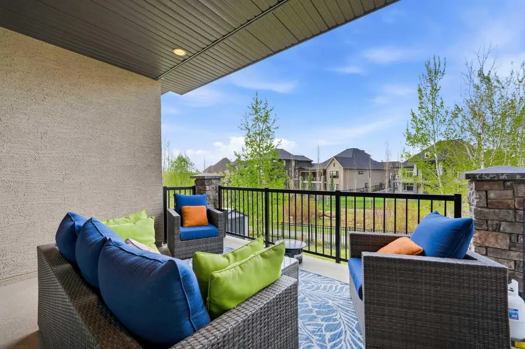 45 Cranbrook Heights SE Calgary AB T3M 1W5
