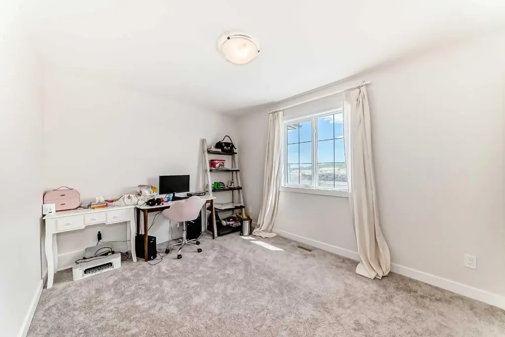 10 Verity Landing SW Calgary AB T2Y 0T1