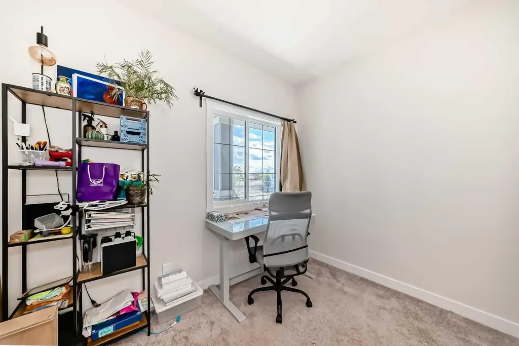 10 Verity Landing SW Calgary AB T2Y 0T1