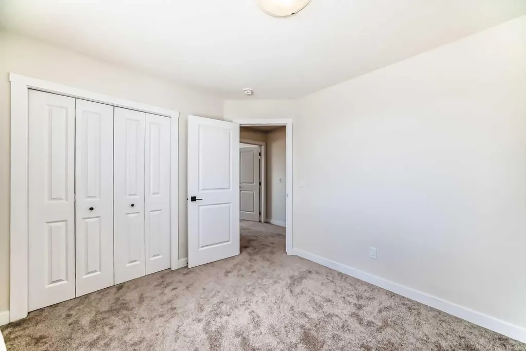 10 Verity Landing SW Calgary AB T2Y 0T1