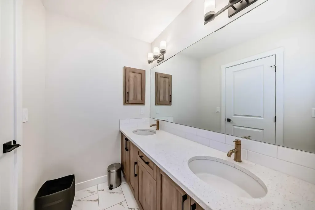 10 Verity Landing SW Calgary AB T2Y 0T1