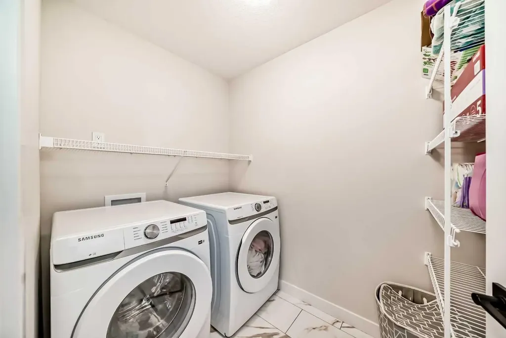 10 Verity Landing SW Calgary AB T2Y 0T1