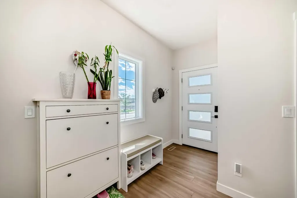 10 Verity Landing SW Calgary AB T2Y 0T1