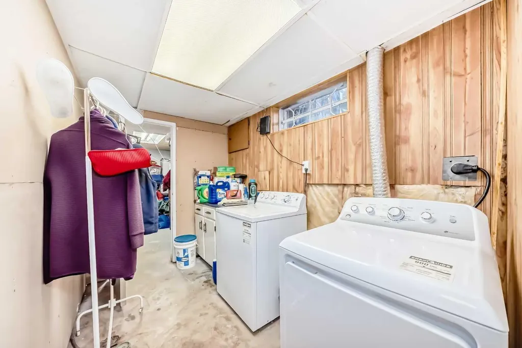 5132 Marian Way NE Calgary AB T2A 2Y4