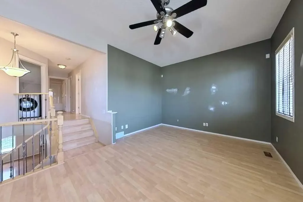 39 Simcoe Terrace SW Calgary AB T3H 4S3