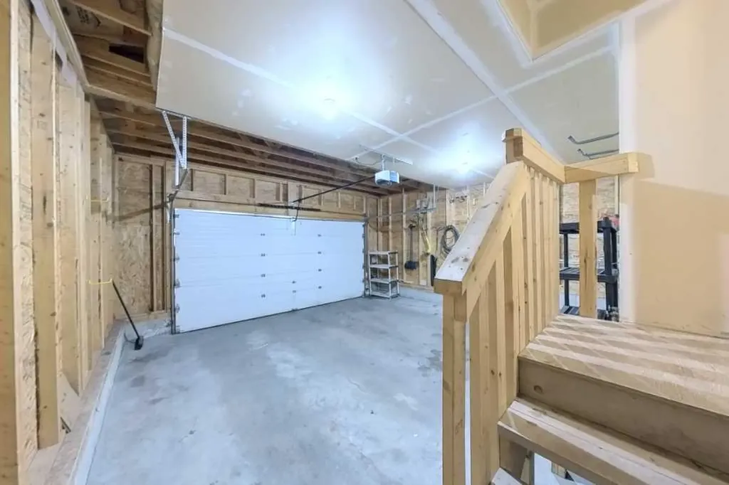 39 Simcoe Terrace SW Calgary AB T3H 4S3