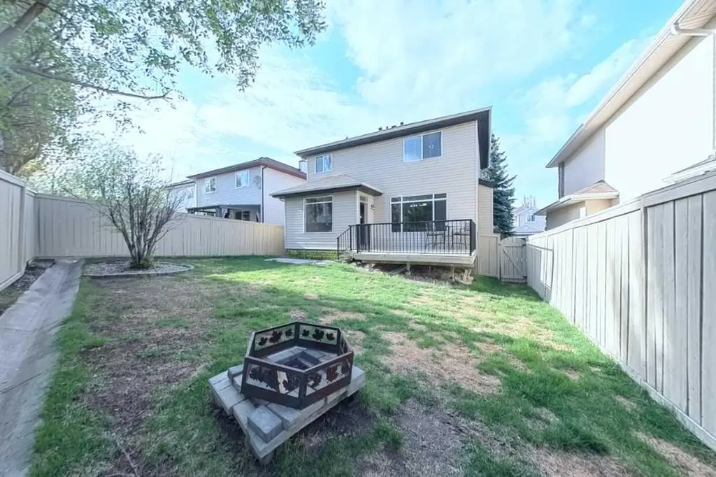 39 Simcoe Terrace SW Calgary AB T3H 4S3