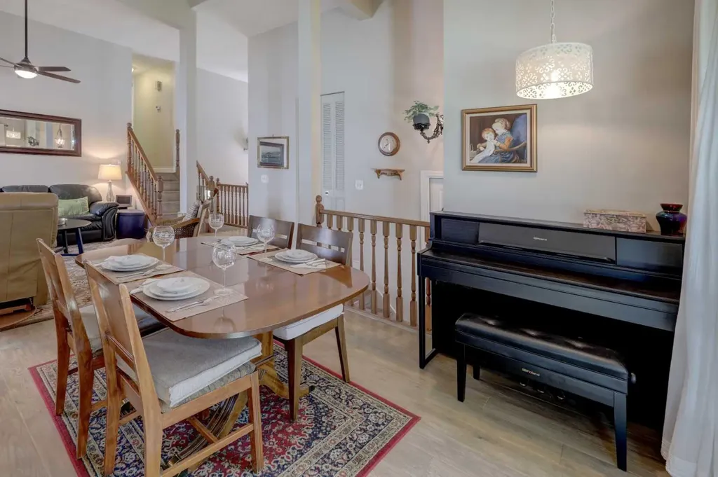 36 Edforth Road NW Calgary AB T3A 3V7