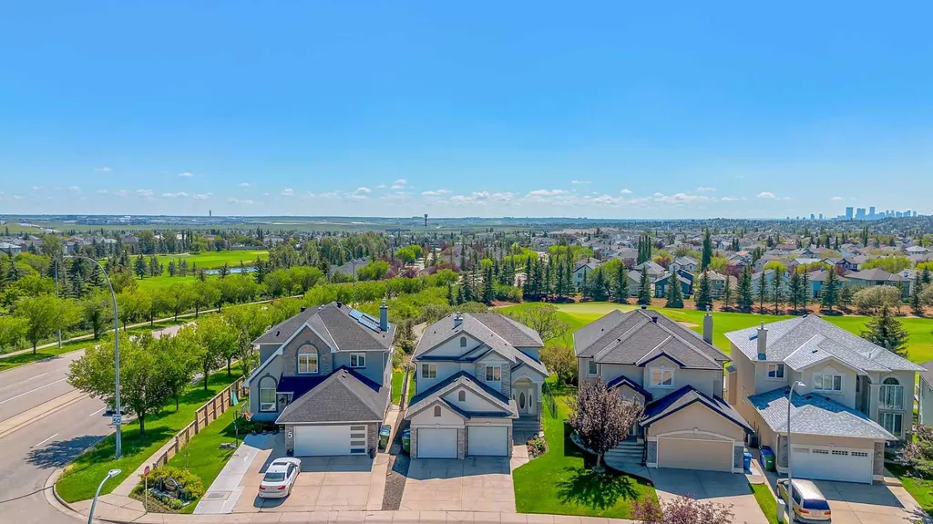 9 Panorama Hills Manor NW Calgary AB T3K 5K6