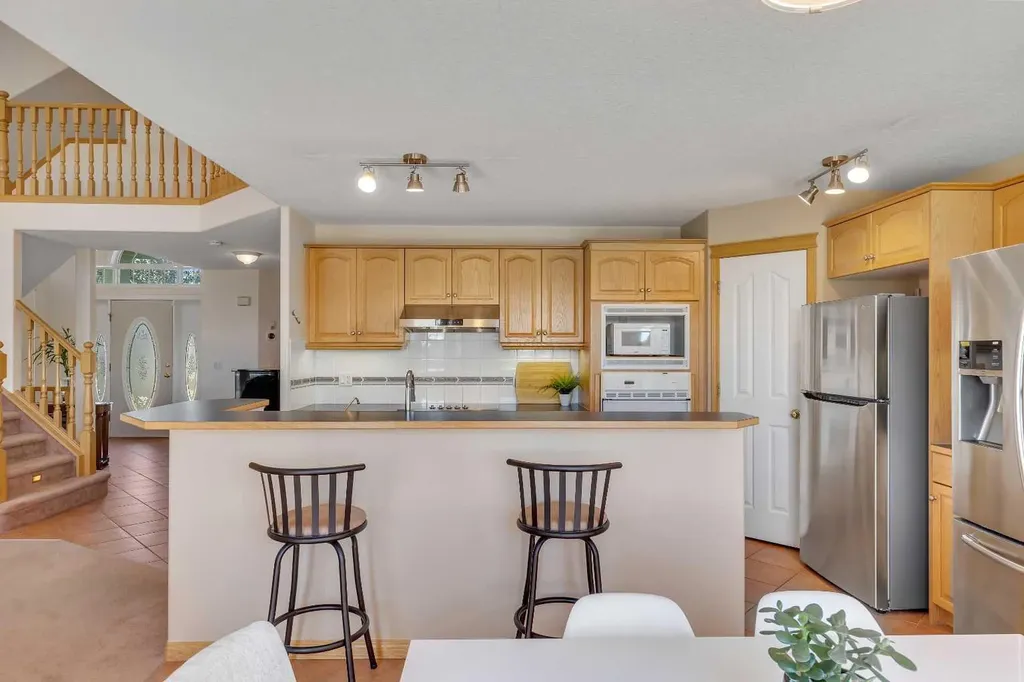 9 Panorama Hills Manor NW Calgary AB T3K 5K6