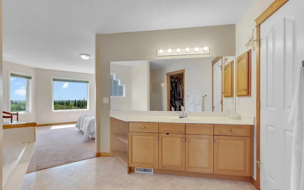 9 Panorama Hills Manor NW Calgary AB T3K 5K6